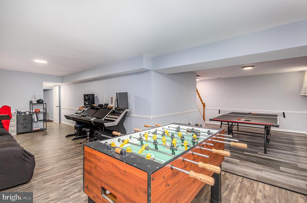 267 GREENSPRING DR