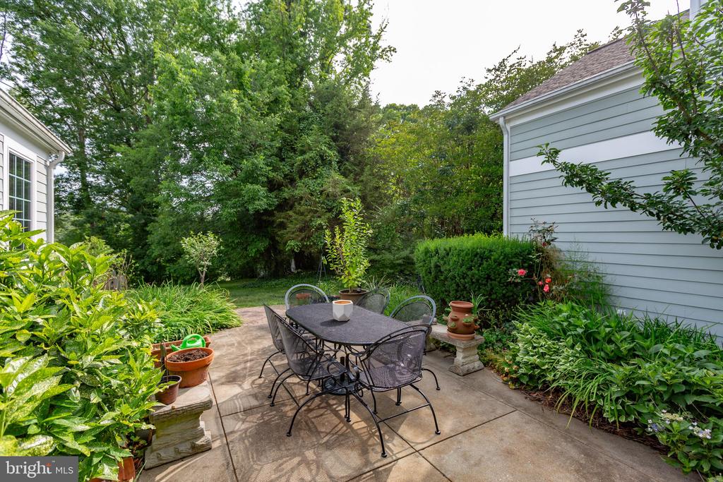 312 INGLESIDE DRIVE