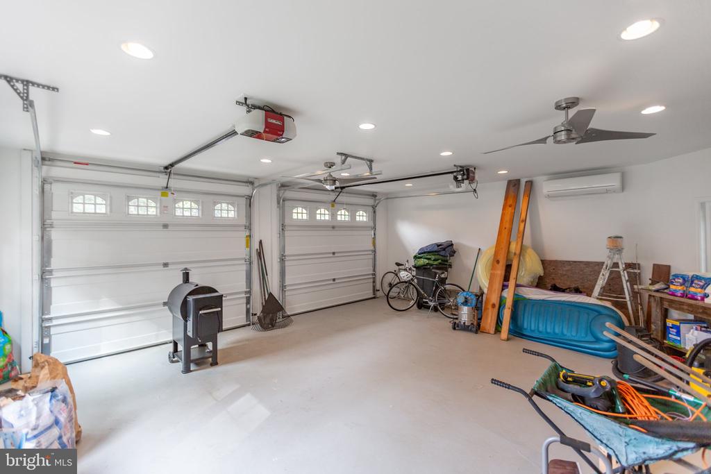 312 INGLESIDE DRIVE