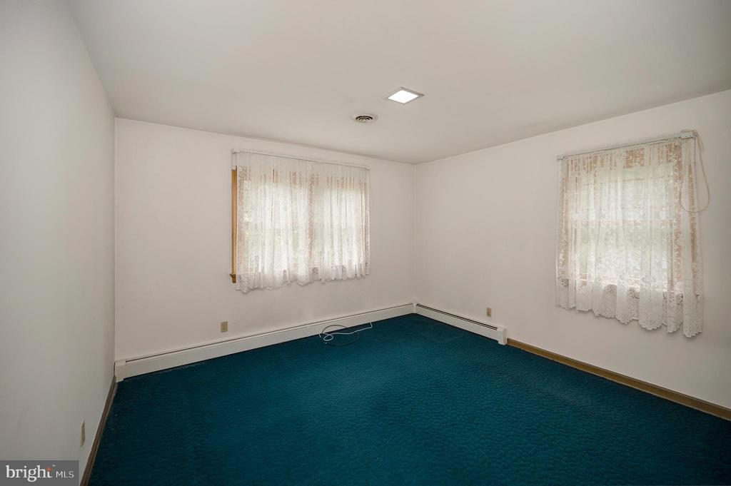857 MOUNTAIN VIEW ROAD