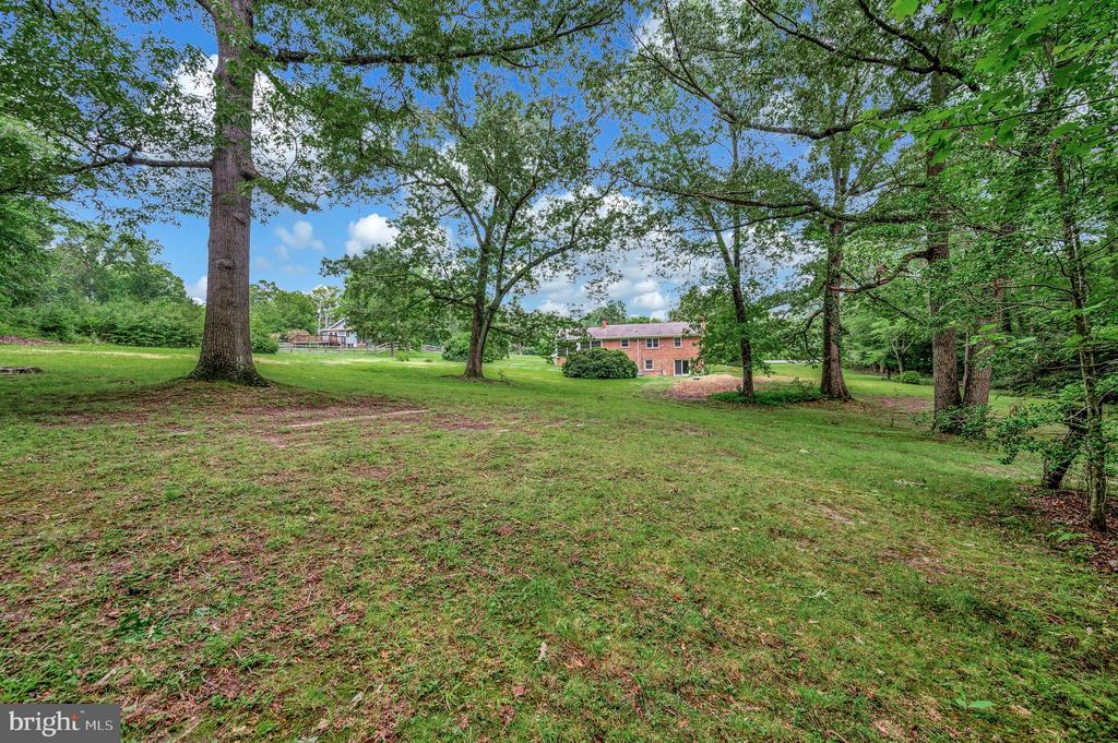 857 MOUNTAIN VIEW ROAD
