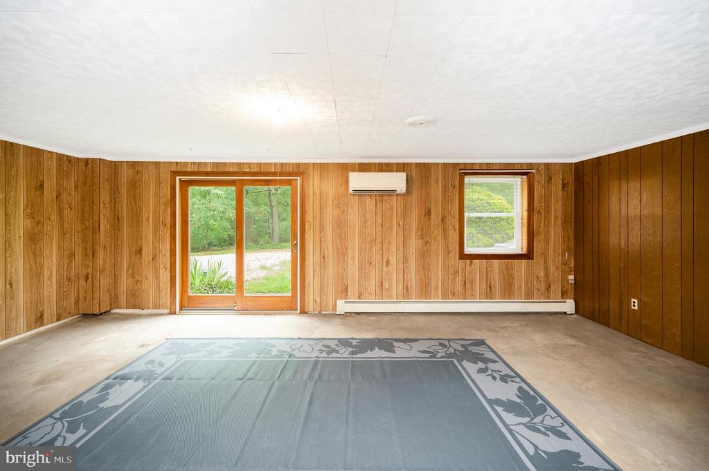 857 MOUNTAIN VIEW ROAD