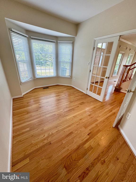 805 WINTERBERRY DRIVE