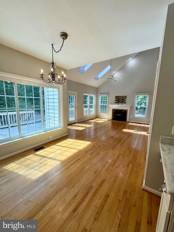 805 WINTERBERRY DRIVE
