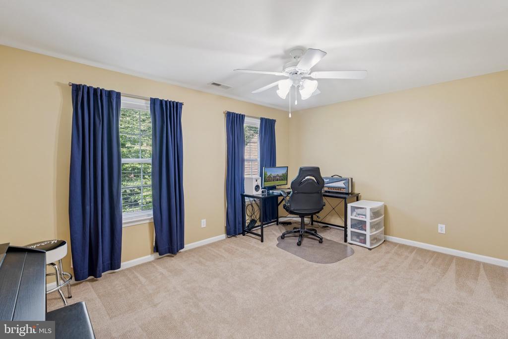 1340 MOUNTAIN VIEW ROAD