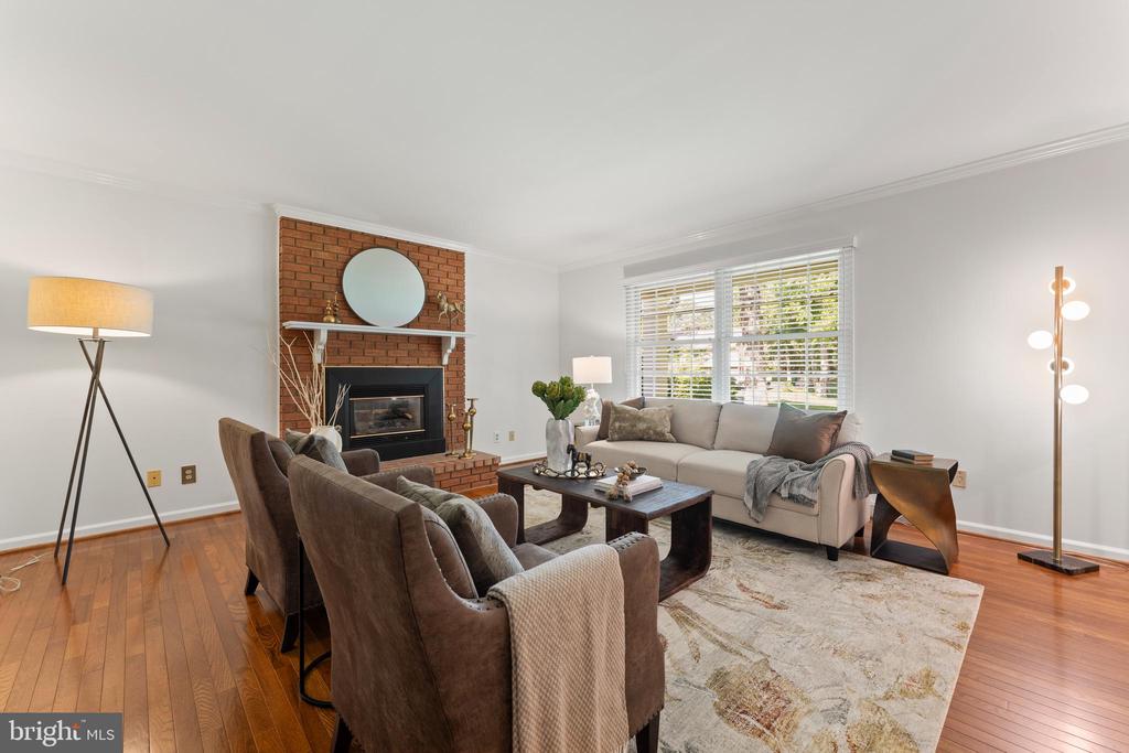 303 CAMDEN DRIVE