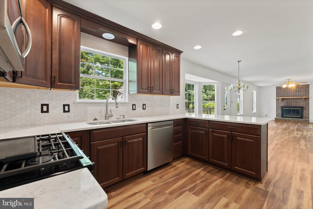 27 BROWN CIRCLE