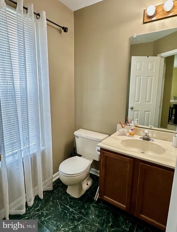 1104 WIND RIDGE DRIVE
