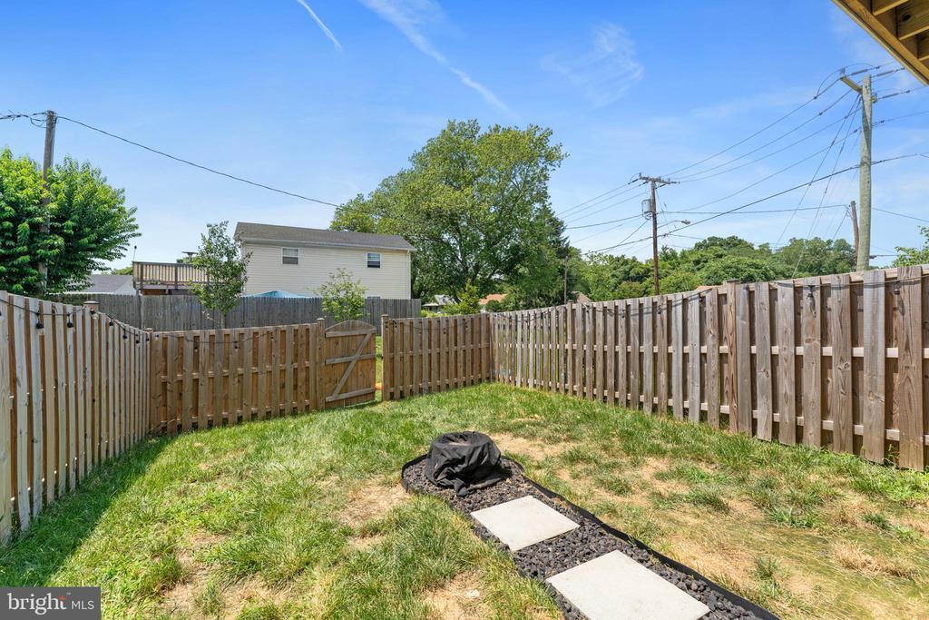 609 CHERRYVIEW DRIVE
