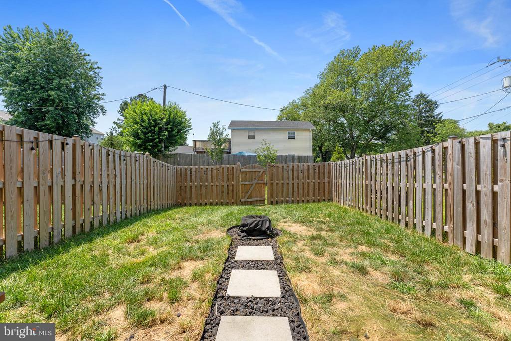 609 CHERRYVIEW DRIVE