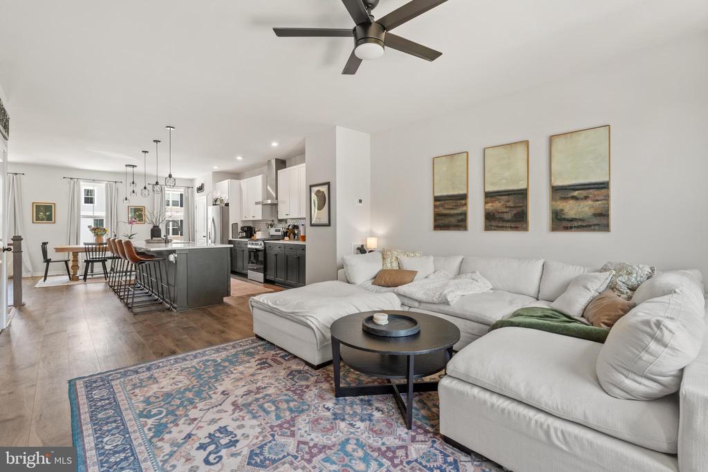 609 CHERRYVIEW DRIVE