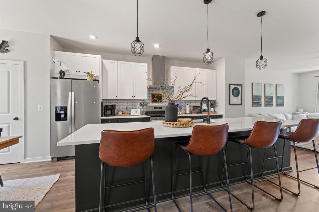 609 CHERRYVIEW DRIVE
