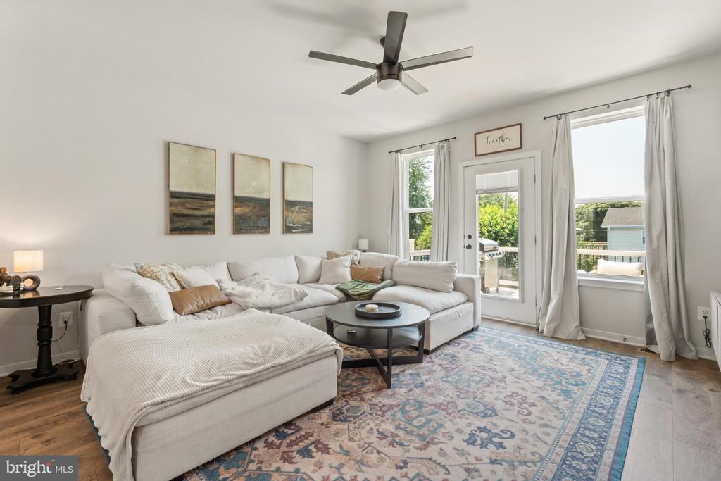 609 CHERRYVIEW DRIVE