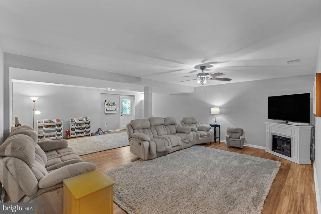 48 MONTGOMERY DRIVE