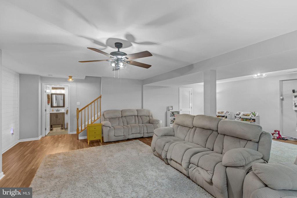48 MONTGOMERY DRIVE