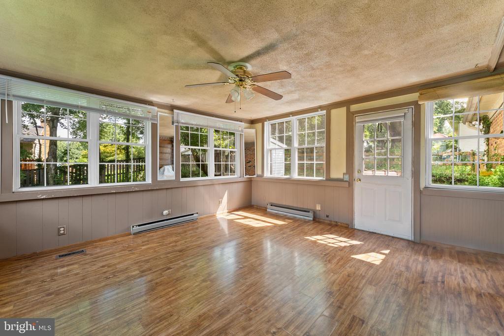 508 FERRY ROAD