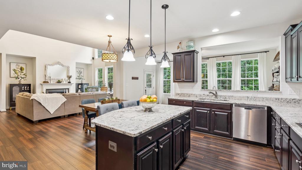 24 DARDEN COURT