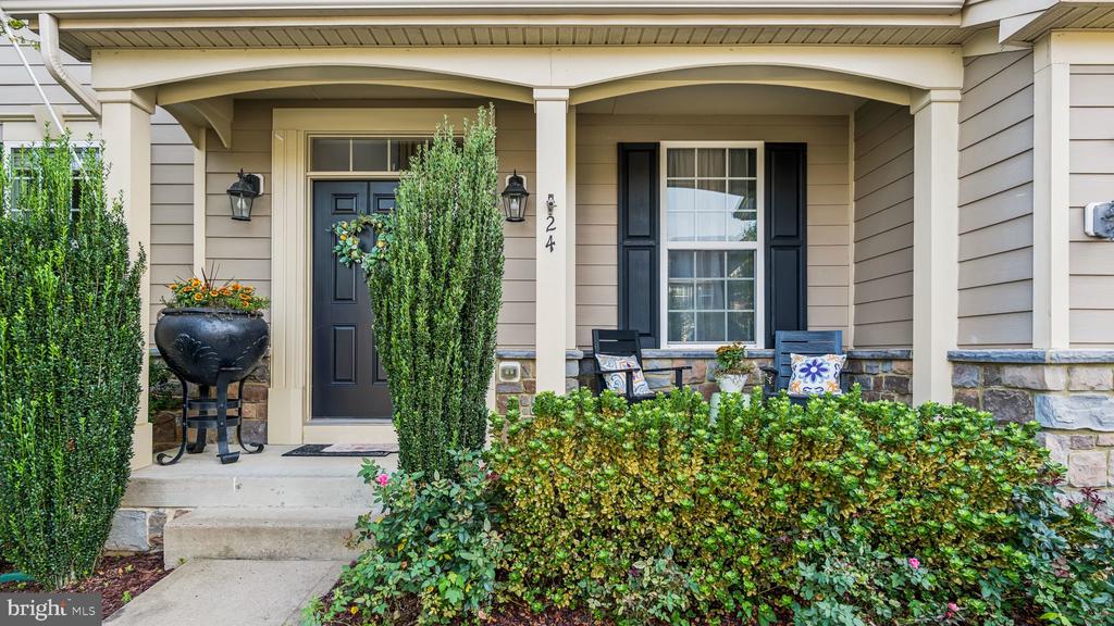 24 DARDEN COURT