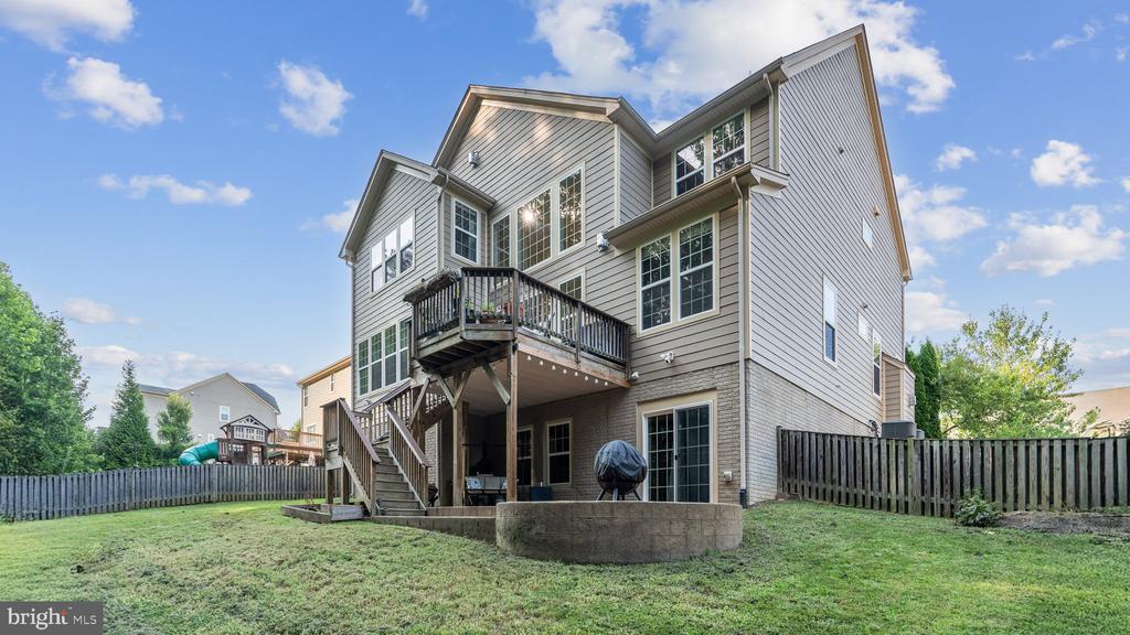 24 DARDEN COURT