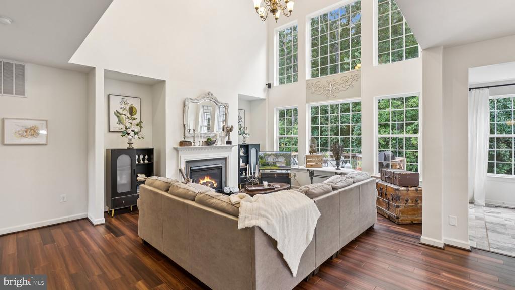 24 DARDEN COURT