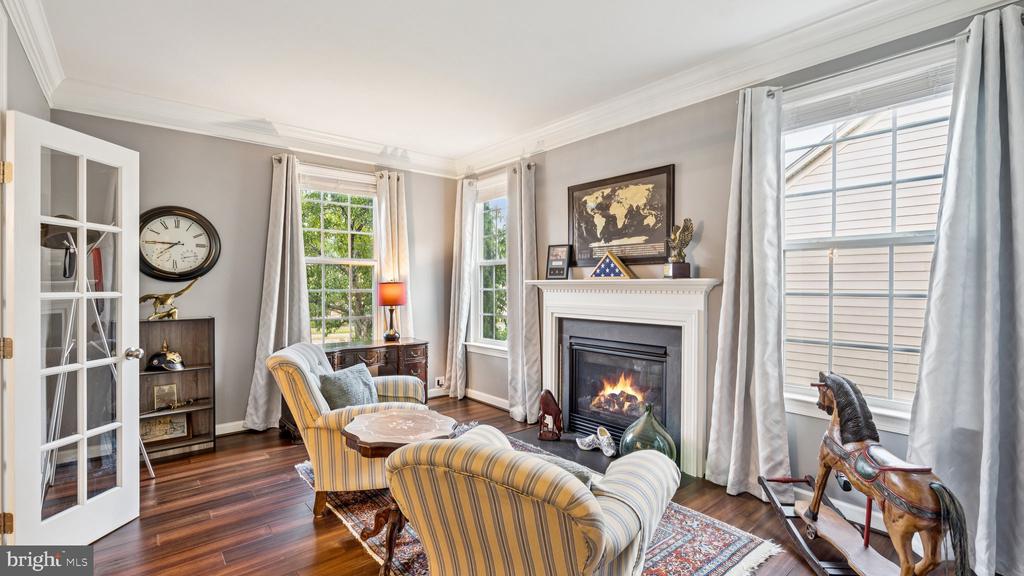 24 DARDEN COURT