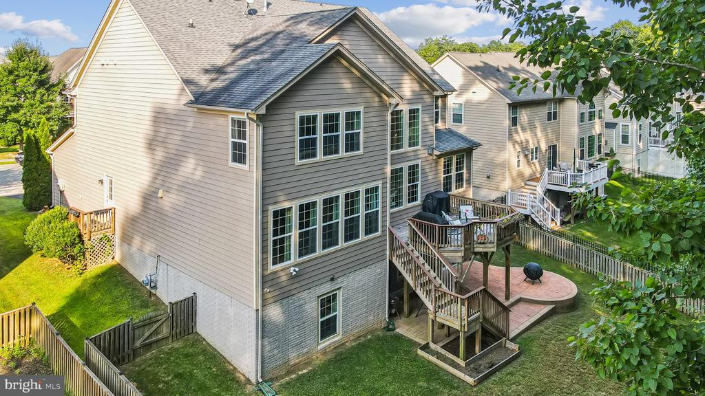 24 DARDEN COURT