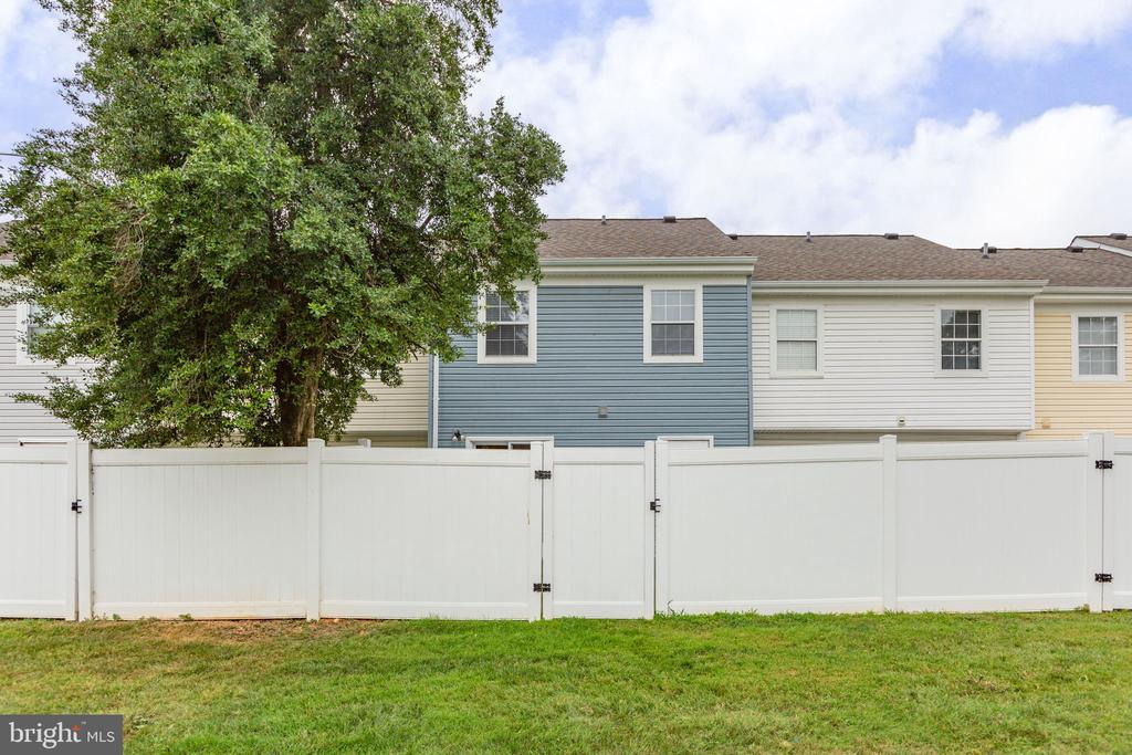 105 Powhatan Ct POWHATAN COURT 109
