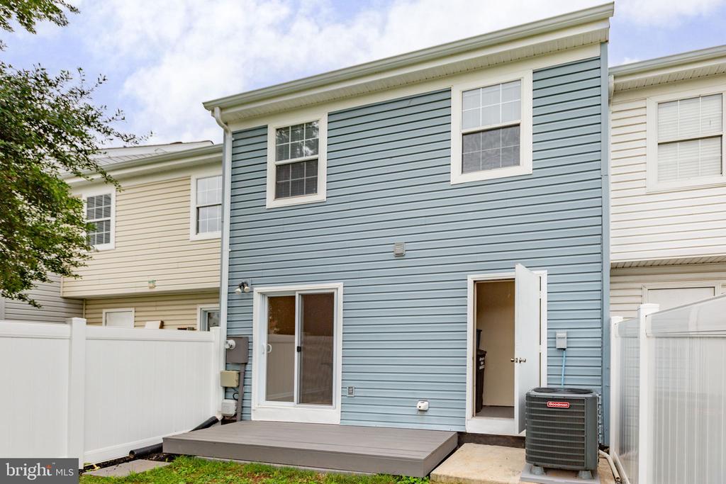 105 Powhatan Ct POWHATAN COURT 109