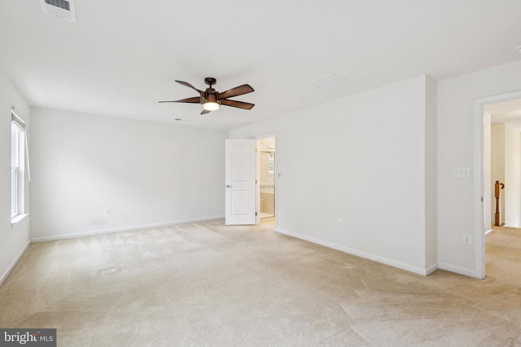 55 TAYLORS HILL WAY
