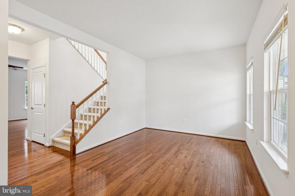 55 TAYLORS HILL WAY