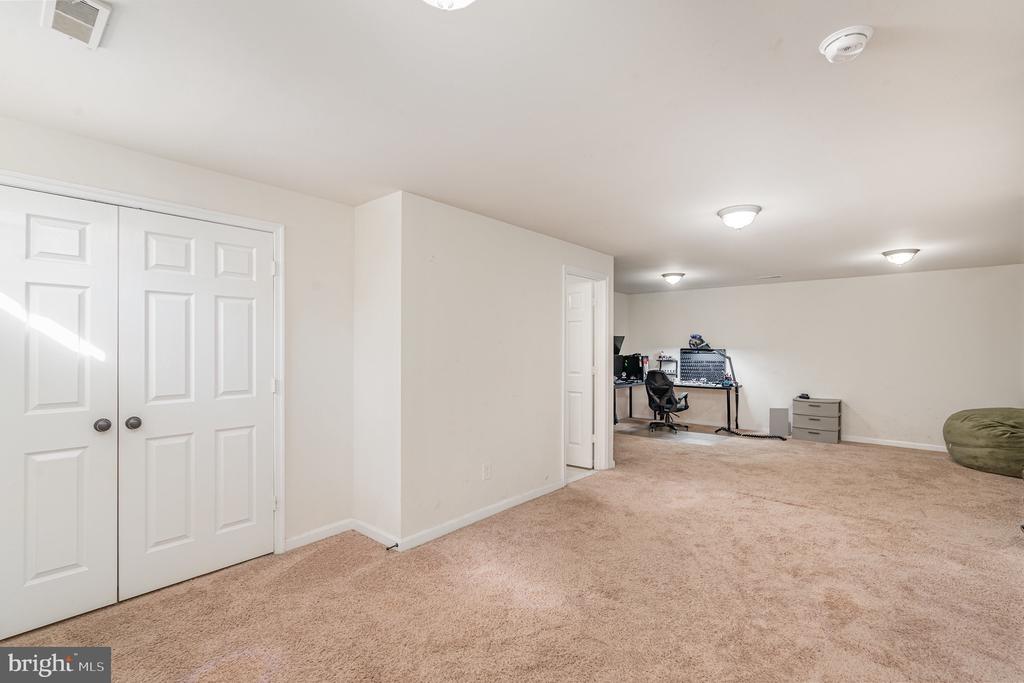 205 POWHATAN COURT 100