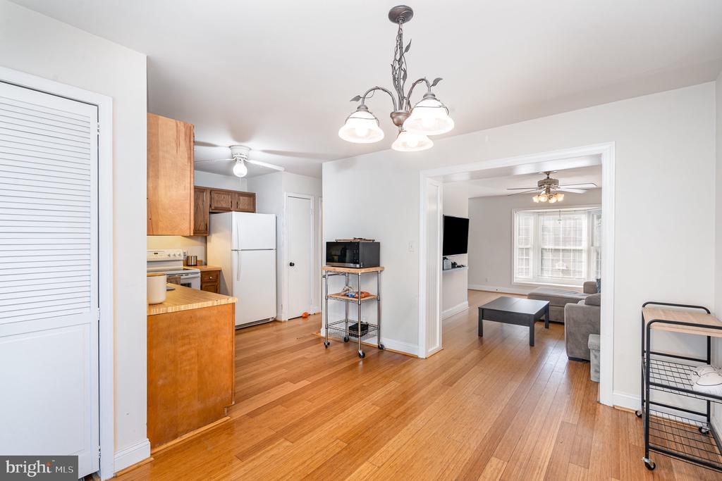 205 POWHATAN COURT 100