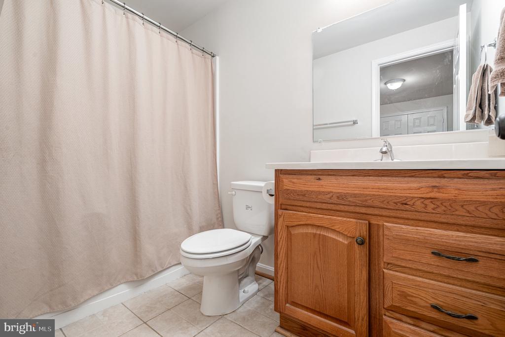 205 POWHATAN COURT 100