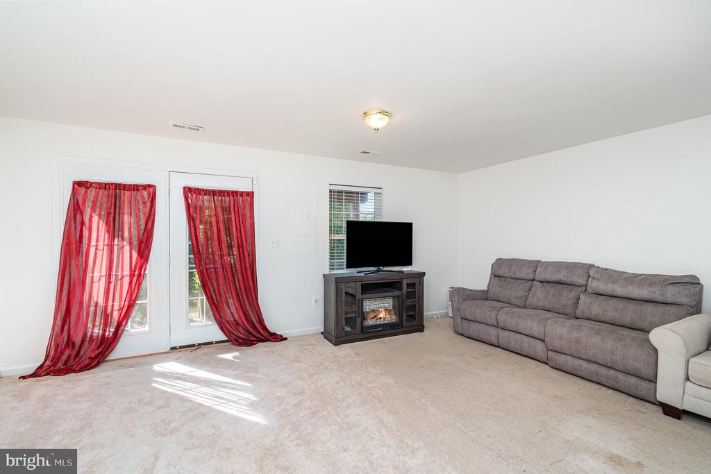 133 ARLA COURT