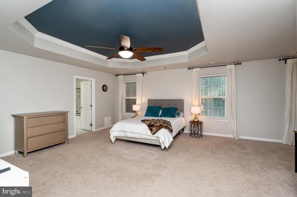 25 BAYSIDE DRIVE