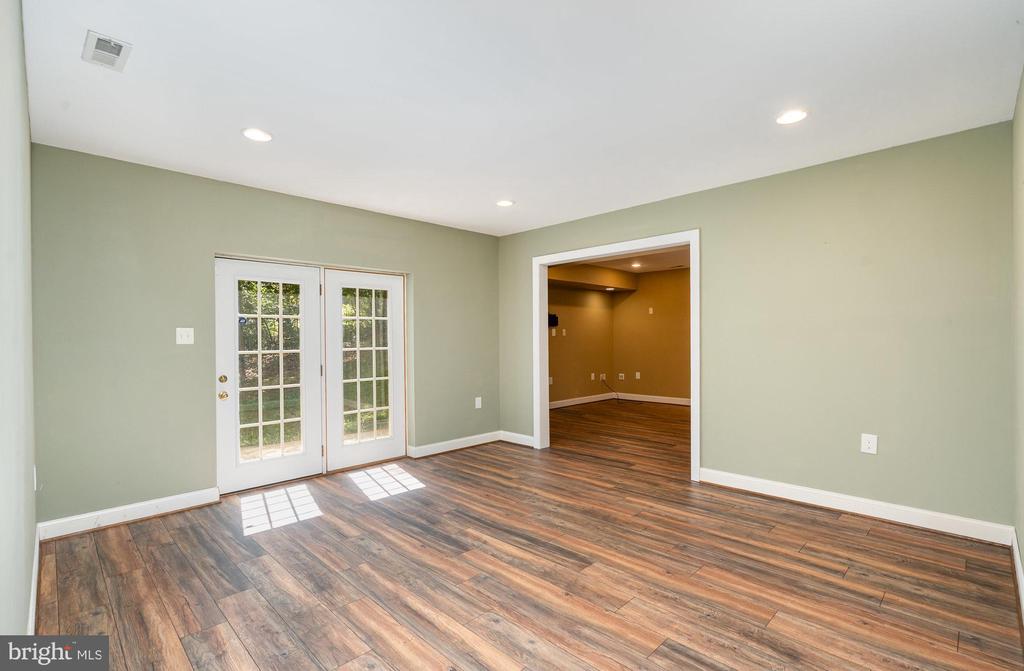 137 SEQUESTER DRIVE