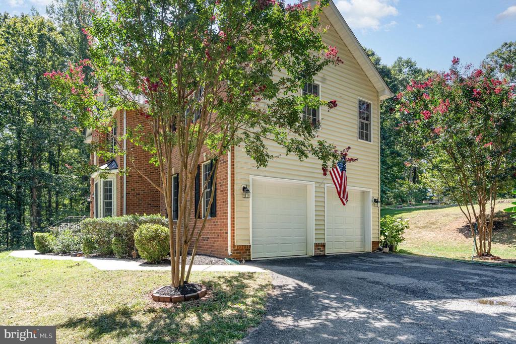 137 SEQUESTER DRIVE