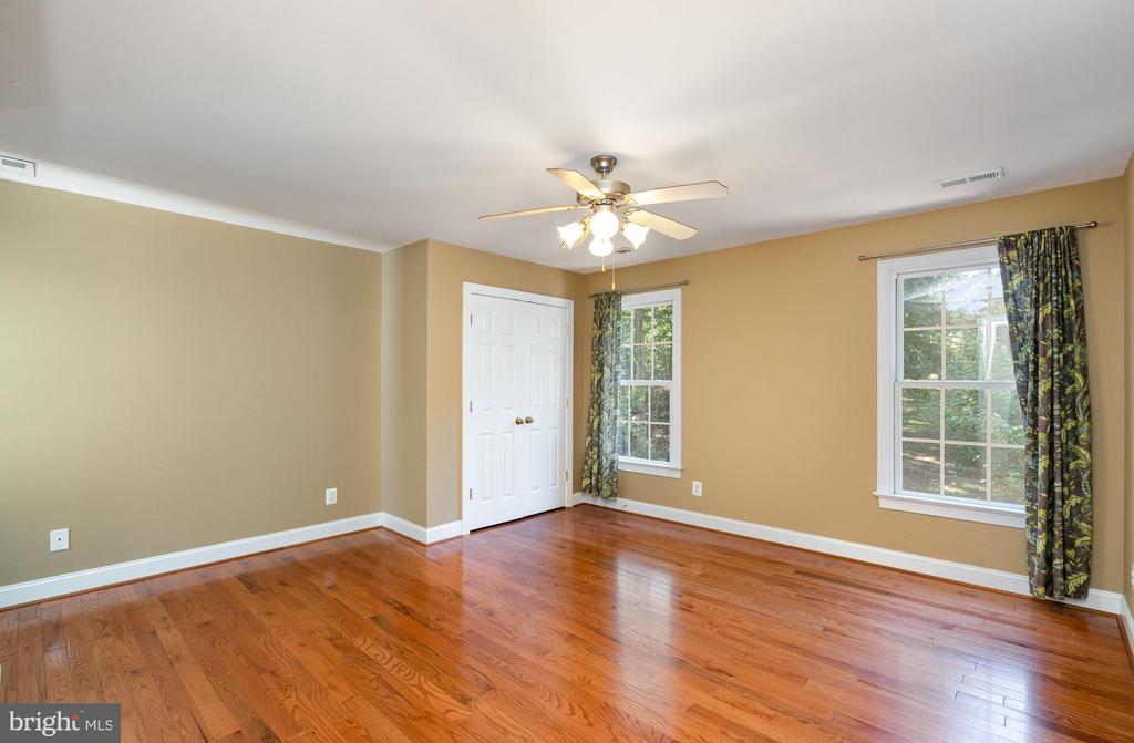 137 SEQUESTER DRIVE