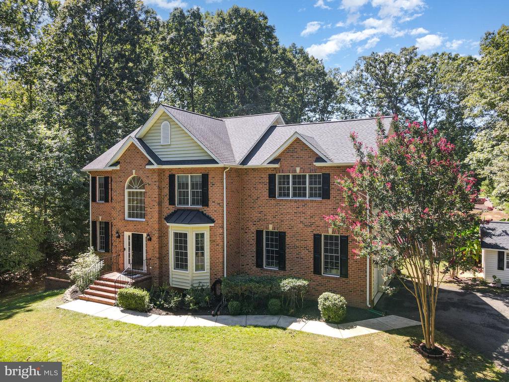 137 SEQUESTER DRIVE