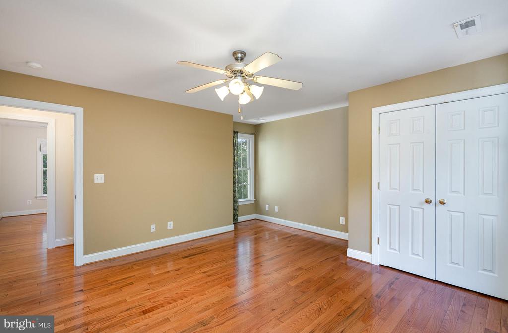 137 SEQUESTER DRIVE