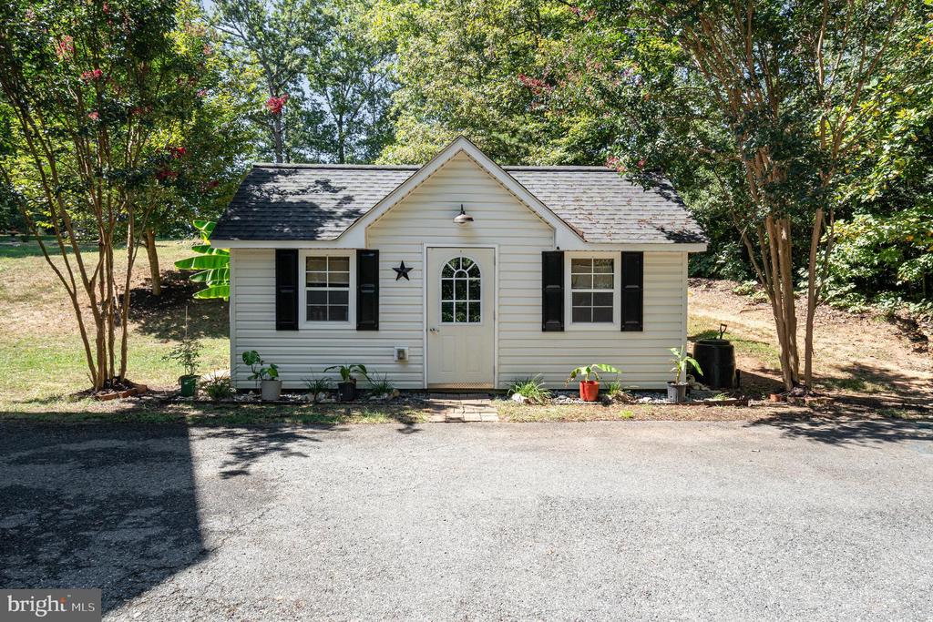 137 SEQUESTER DRIVE
