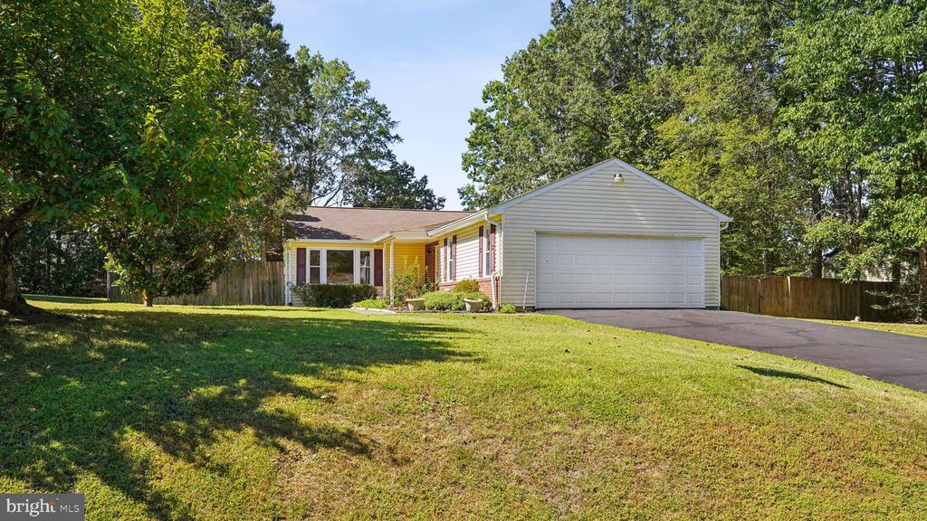 12 VISTA WOODS ROAD