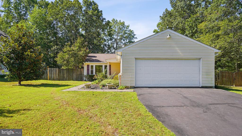 12 VISTA WOODS ROAD