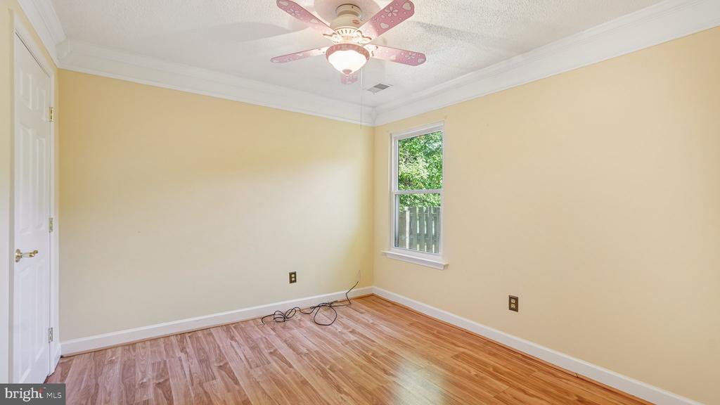 12 VISTA WOODS ROAD