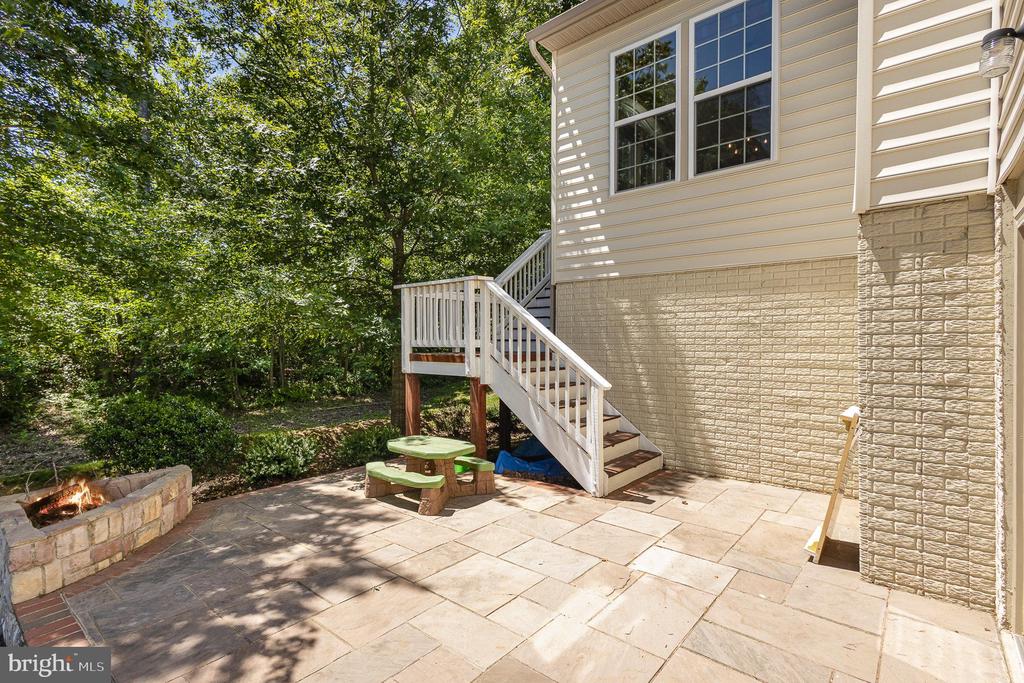 21 BEREA KNOLLS DRIVE