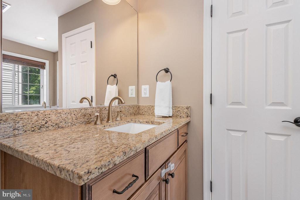 21 BEREA KNOLLS DRIVE