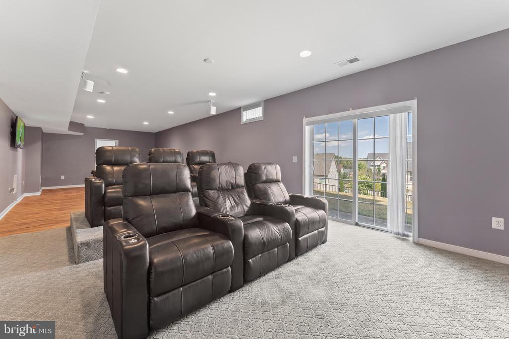 16 BARLEY MILL COURT