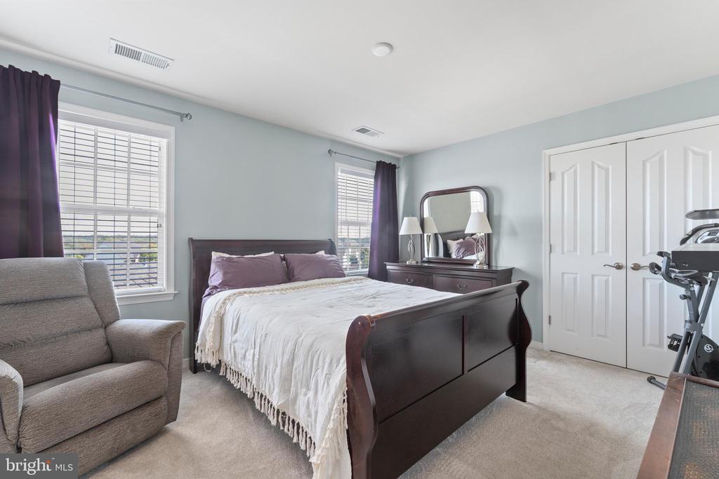 16 BARLEY MILL COURT