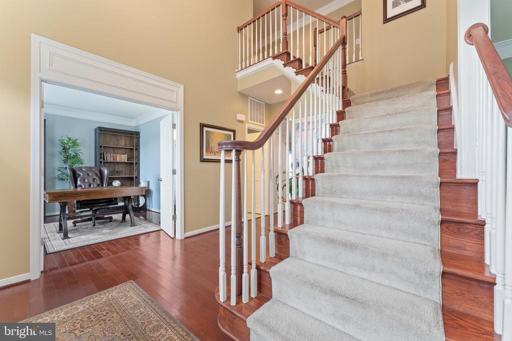 16 BARLEY MILL COURT