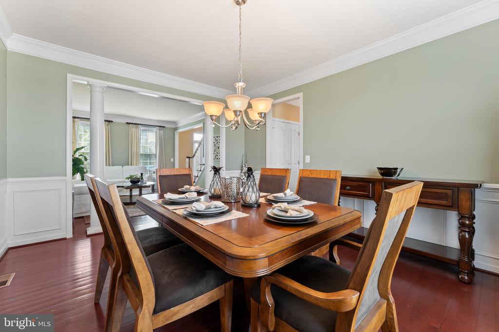 16 BARLEY MILL COURT